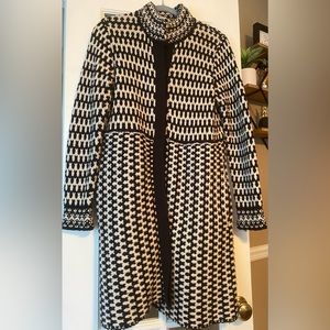 Cynthia Rowley Women‘s Sweater Jacket, Black and White Lambwool Jacket Sz Large